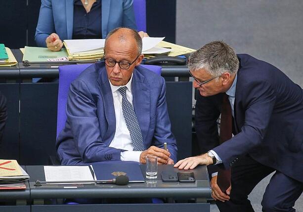 Bild vergr&ouml;&szlig;ern: Regierungssprecher kritisiert Umfrageinstitute