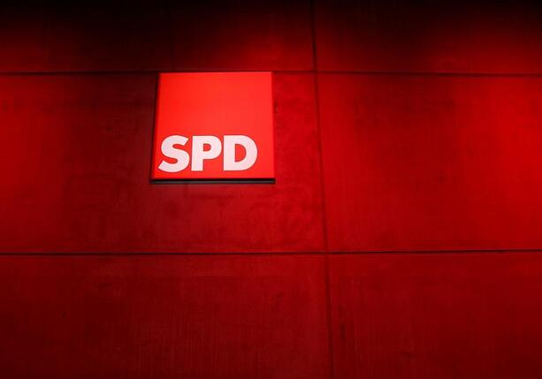 Bild vergr&ouml;&szlig;ern: Bericht: DDR-SPD-Mitgründer Martin Gutzeit ist tot