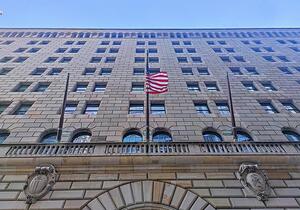 Federal Reserve erhöht Leitzins erstmals seit 2023