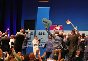 Lieberknecht sieht AfD-Sieg als Plebiszit ostdeutscher Befreiung