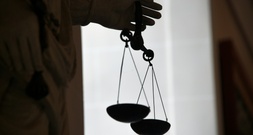 Freundin vor Haus in Gelsenkirchen getötet: 27-Jähriger kommt in Psychiatrie