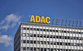 ADAC plädiert für Stromsteuersenkung als Anreiz für E-Autos