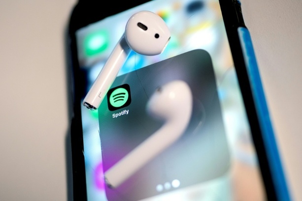 Bild vergr&ouml;&szlig;ern: Lifestyle und True Crime: Jeder zweite Deutsche hört Podcasts