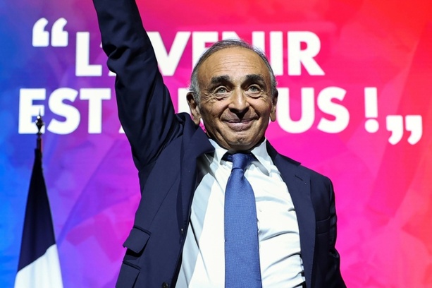 Bild vergr&ouml;&szlig;ern: Rechtsextremer Zemmour tritt bei Frankreichs Präsidentschaftswahl an