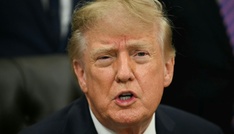 Trump setzt neue US-Sanktionen gegen Russland in Kraft