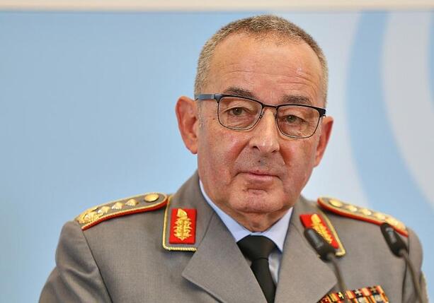 Bild vergr&ouml;&szlig;ern: Breuer zum Vorsitzenden von Nato-Militärausschuss gewählt