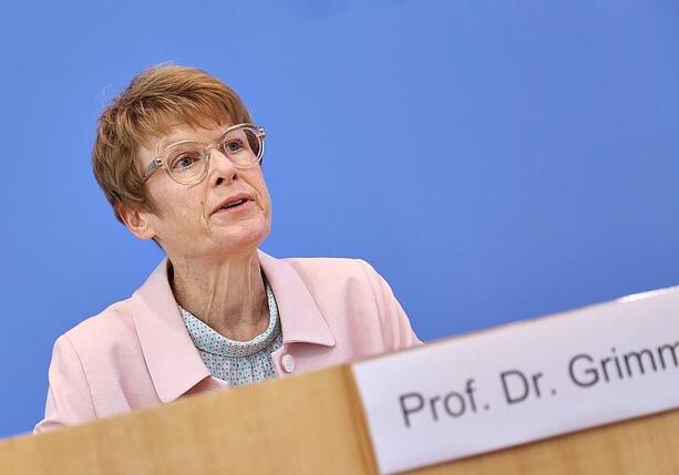 Bild vergr&ouml;&szlig;ern: Wirtschaftsweise nennt neuen Tankrabatt zynisch