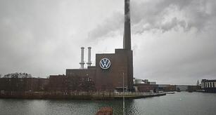Linke fordert 10.000 E-Bus-Bestellungen bei VW