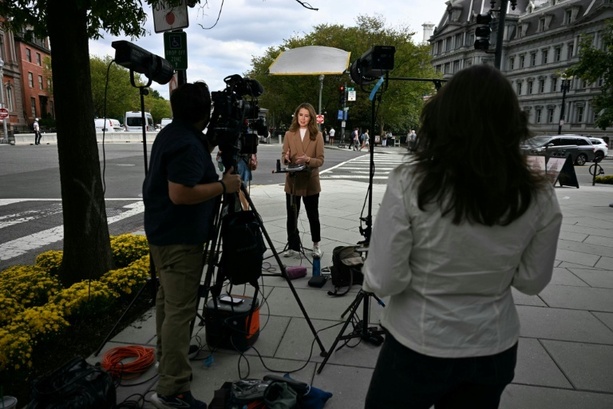 Bild vergr&ouml;&szlig;ern: Trump verwehrt Journalisten von CNN und weiteren US-Medien den Zutritt zum Weißen Haus