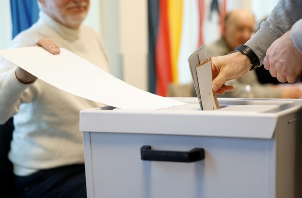 Bild vergr&ouml;&szlig;ern: Bei Berliner Abgeordnetenhauswahl zeichnet sich höhere Wahlbeteiligung ab