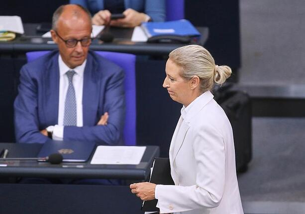 Bild vergr&ouml;&szlig;ern: AfD erörtert Bedingungen für Zusammenarbeit mit Union
