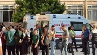 Schüsse vor Schule in der Türkei: Mindestens acht Verletzte