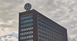 Betriebsratschefin greift VW-Vorstand an