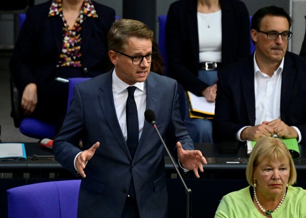 Bild vergr&ouml;&szlig;ern: Linnemann will an privater Krankenversicherung festhalten