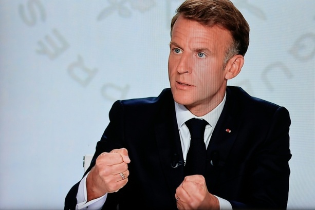 Bild vergr&ouml;&szlig;ern: Macron hält neue russische Mobilmachung für Ukraine-Krieg für glaubwürdig