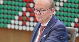 NRW-Landtagspräsident regt automatische Ordnungsgelder an