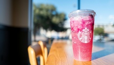Starbucks will in Nordamerika zahlreiche Filialen schließen