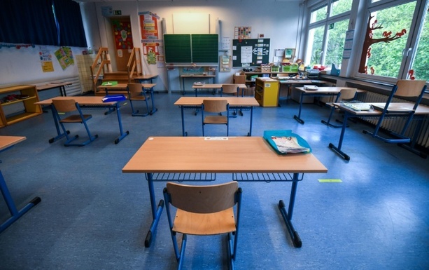 Bild vergr&ouml;&szlig;ern: Pfefferspray in Schule in Berlin versprüht: Unterrichtsausschluss rechtens