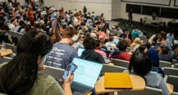 Mehr als hunderttausend Studierende warten auf Wohnheimplätze in Deutschland