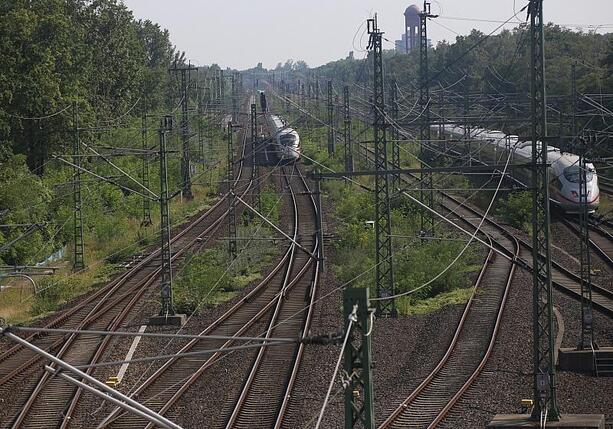 Bild vergr&ouml;&szlig;ern: Bilger unzufrieden mit Sanierungstempo der Bahn