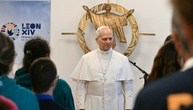 Papst Leo XIV. ruft zu würdevollem Umgang mit Migranten auf