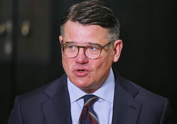 Bild vergr&ouml;&szlig;ern: Hessens Ministerpräsident: Migrationskrise noch nicht gelöst