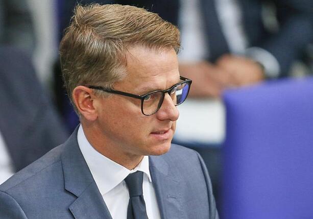 Bild vergr&ouml;&szlig;ern: Linnemann lehnt SPD-Vorschlag für Pflegedeckel ab