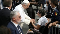 Papst kritisiert Sterbehilfe: