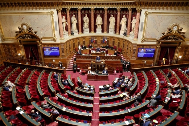 Bild vergr&ouml;&szlig;ern: Senatswahlen in Frankreich: Rechtspopulisten gewinnen Sitze hinzu