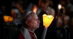 Papst Leo XIV. sichert Missbrauchsopfern bei Treffen seinen Einsatz zu