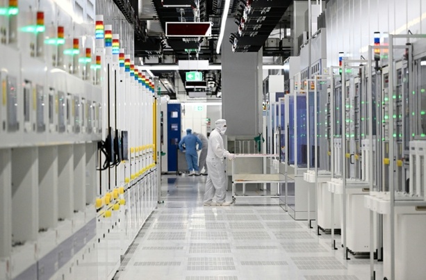 Bild vergr&ouml;&szlig;ern: Ifo: Arbeitsmarkt stabilisiert sich - Firmen streichen etwas weniger Jobs