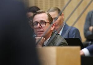 Amthor hat Strandkorb fürs Kanzleramt selbst bezahlt