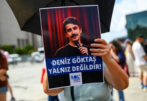Türkischer Komiker Göktas wegen Beleidigung Erdogans zu Haftstrafe verurteilt