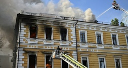 Mindestens eine Tote bei russischem Angriff auf Akademie der Wissenschaften in Kiew