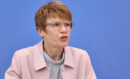 Wirtschaftsweise Grimm fordert Umbau der Pflegeversicherung