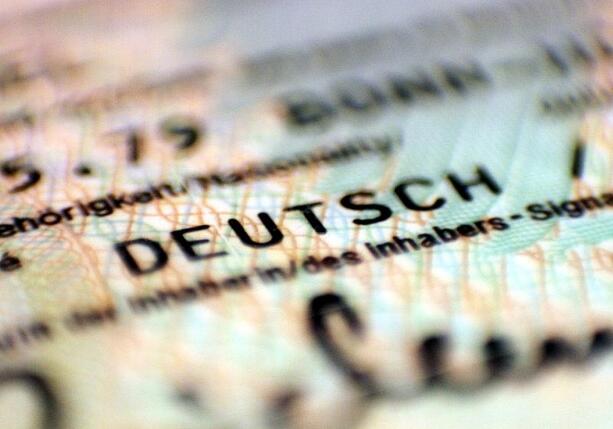 Bild vergr&ouml;&szlig;ern: Papier beklagt Lücke im Grundgesetz bei Einbürgerungen