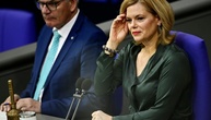 Bundestagspräsidentin Klöckner kritisiert Verhalten von AfD und Linken im Parlament