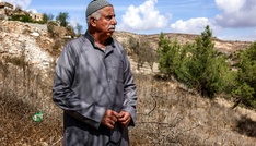 Mehr als 100 israelische Siedler attackieren Dorf im Westjordanland