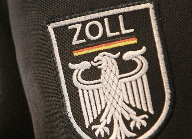 Bild vergr&ouml;&szlig;ern: Mehr als hundert Objekte durchsucht: Bundesweite Razzia in Reinigungsgewerbe