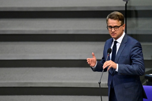 Bild vergr&ouml;&szlig;ern: Linnemann weist Pflege-Forderungen der SPD zurück: Kostendeckel wäre gefährlich