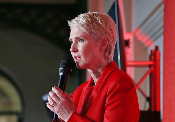 Bild vergr&ouml;&szlig;ern: Schwesig will Preisdeckel und Übergewinnsteuer