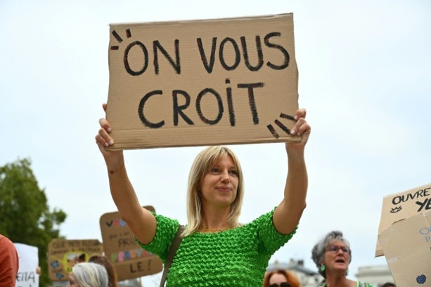 Bild vergr&ouml;&szlig;ern: Frankreich bringt Gesetz zu sexualisierter Gewalt auf den Weg