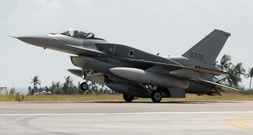 Taiwan erhält erste F-16V-Kampfjets aus den USA