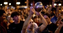 Topfkonzerte in Spanien vor Parlamentsabstimmung über Maßnahmen gegen Wohnungskrise