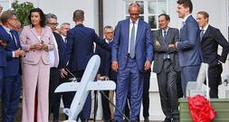 Otte mahnt verlässliche Ausstattung des Drohnenregiments an