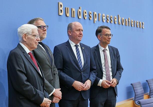 Bild vergr&ouml;&szlig;ern: Gutachten: Leugnung des Existenzrechts Israels straffähig