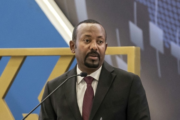 Bild vergr&ouml;&szlig;ern: Nach Wahl: Parlament in Äthiopien bestätigt Ministerpräsident Abiy im Amt