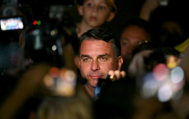 Bild vergr&ouml;&szlig;ern: Trump begrüßt großen Sieg von Bolsonaro-Sohn bei erster Wahlrunde in Brasilien