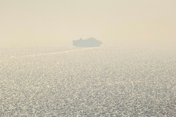 Bild vergr&ouml;&szlig;ern: Drohnenangriff auf zwei Handelsschiffe im Schwarzen Meer vor Bulgarien