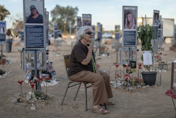 Bild vergr&ouml;&szlig;ern: Jahrestag-Gedenken in Israel während zunehmender politischer Spannungen vor Wahl